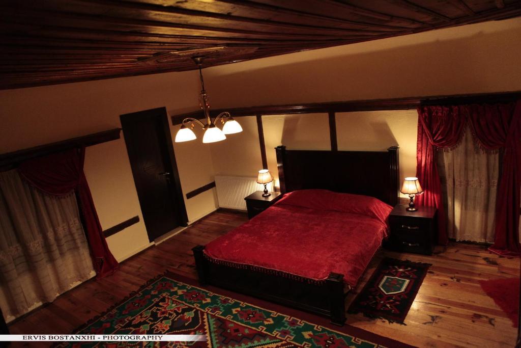 Guest House Bujtina Leon Korce Quarto foto