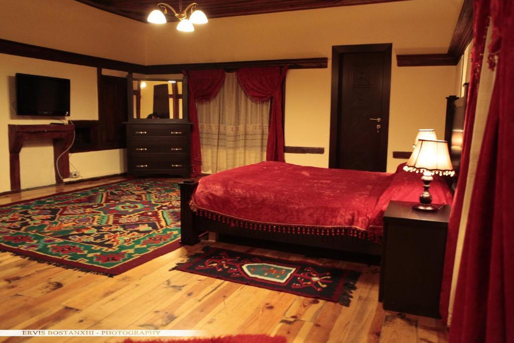 Guest House Bujtina Leon Korce Quarto foto